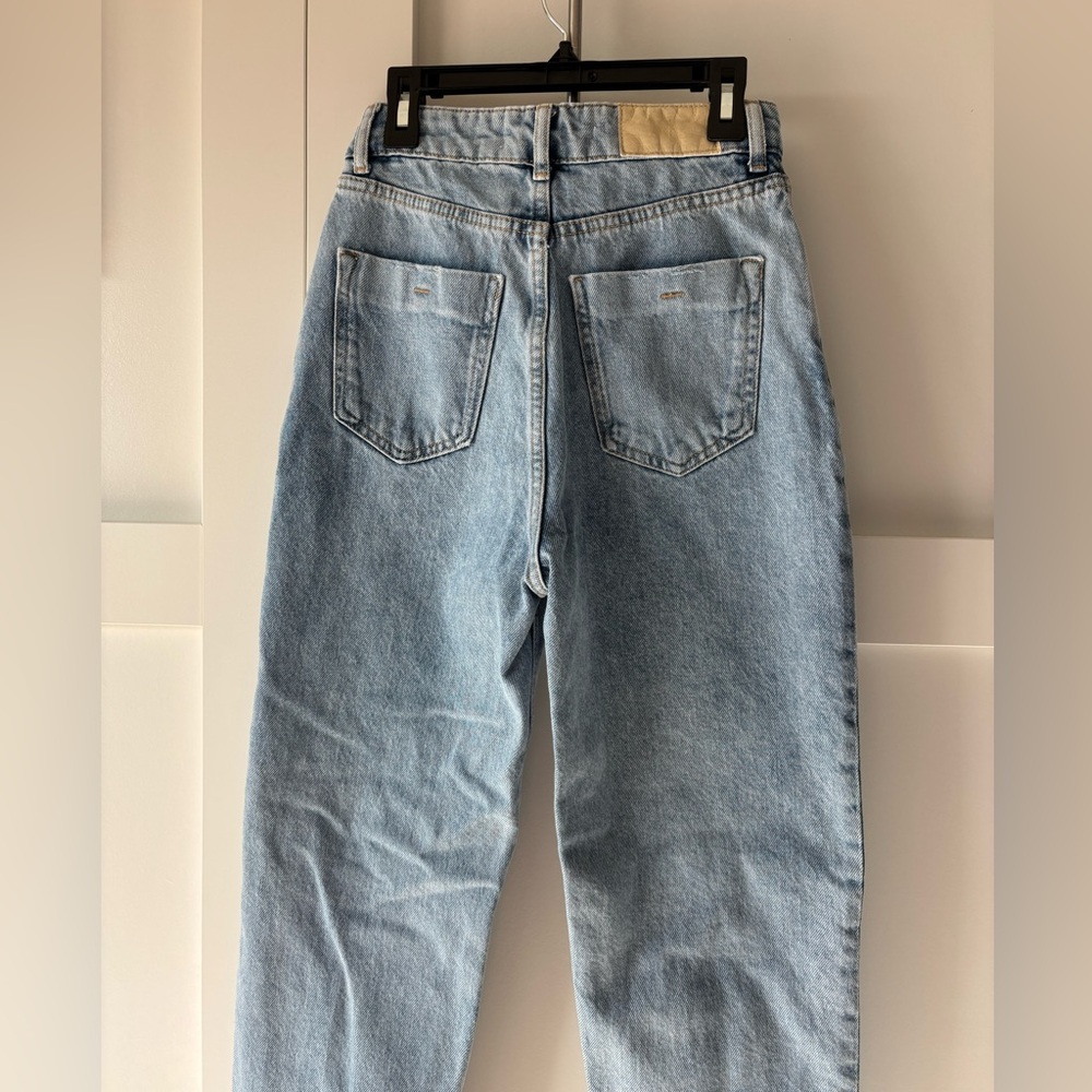 Zara Ripped Jeans - Picture 5 of 5